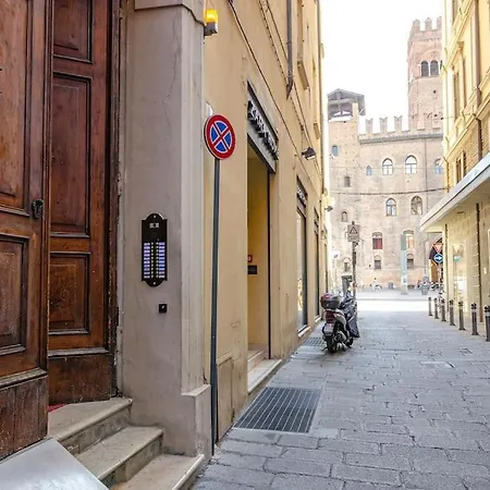 Apartmán Fossalta Mezzanine, Few Steps From Piazza Maggiore *
